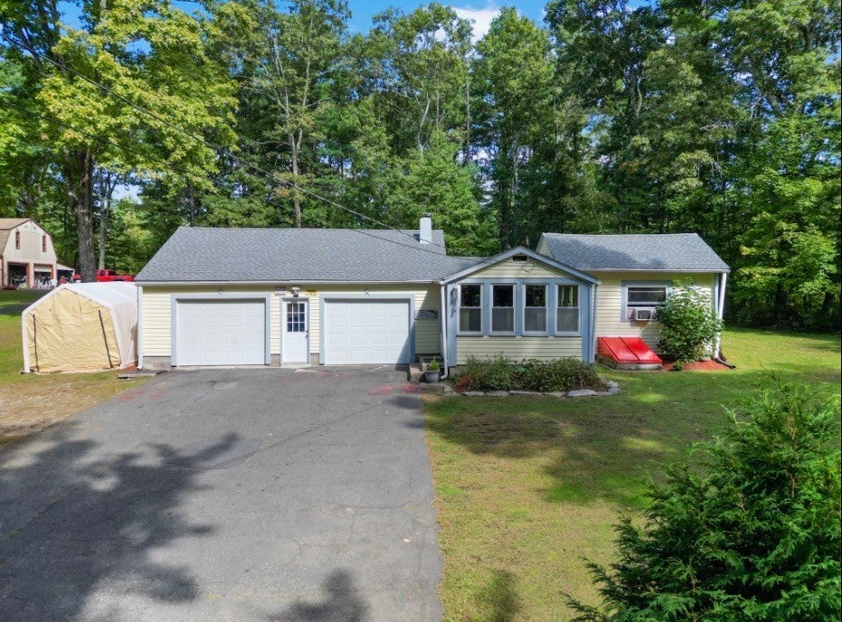 64 Munsell St, Belchertown, MA Photo #2