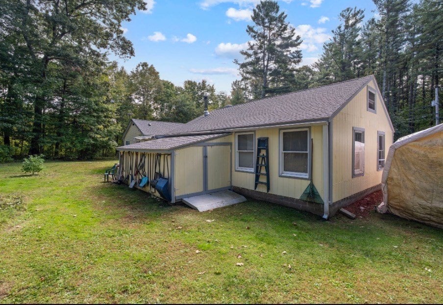 64 Munsell St, Belchertown, MA Photo #21