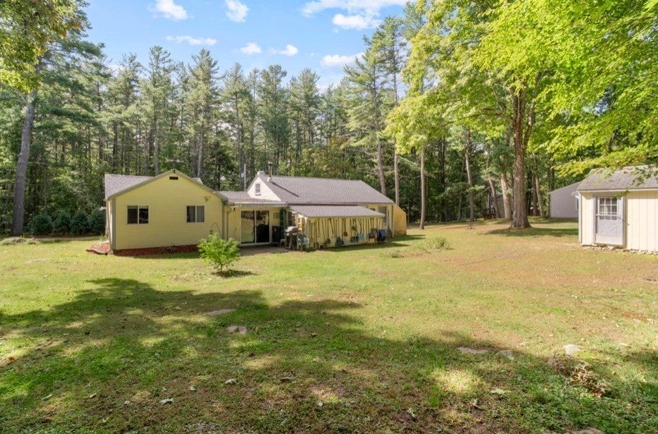 64 Munsell St, Belchertown, MA Photo #19