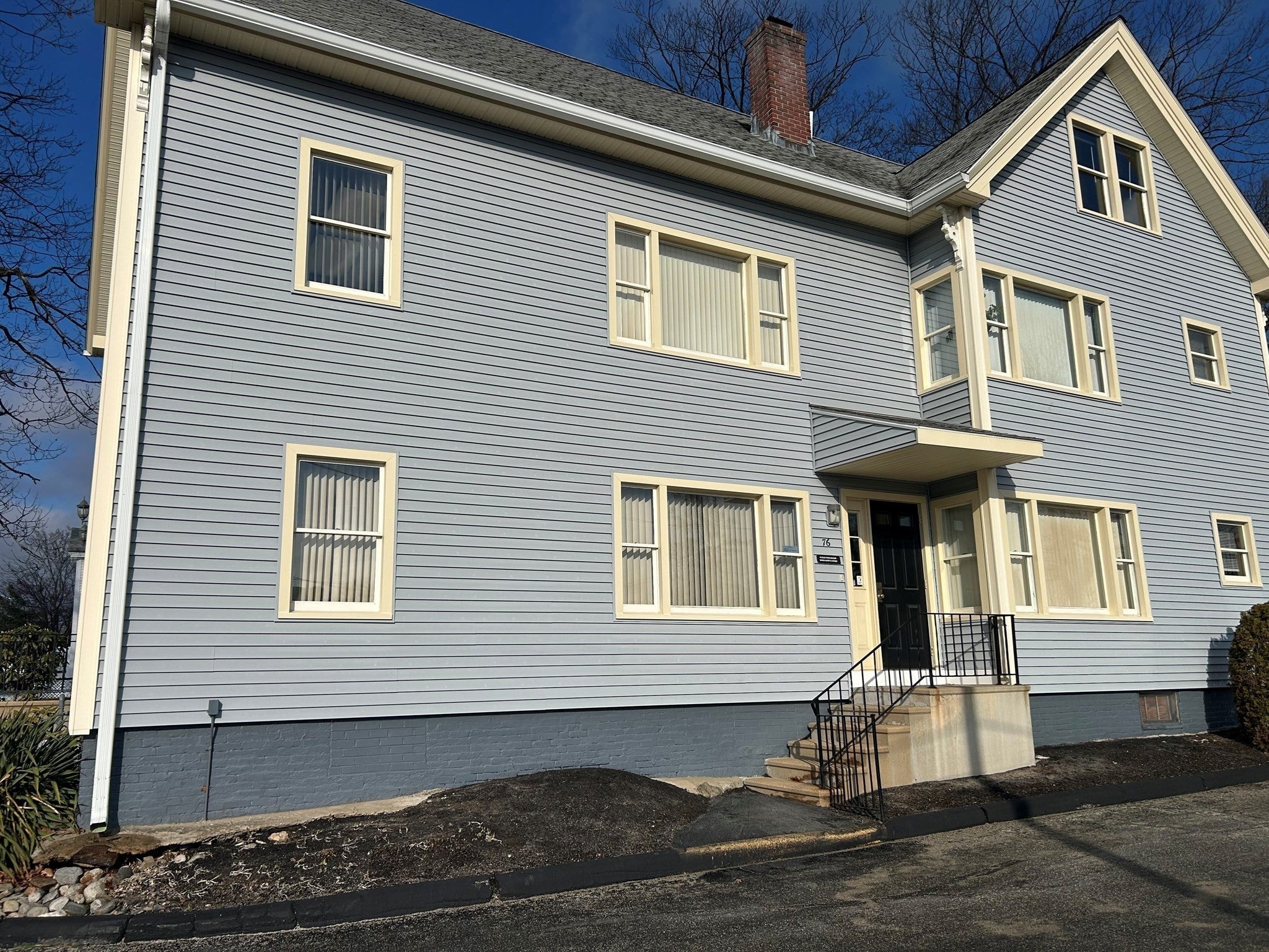 76 Mill St