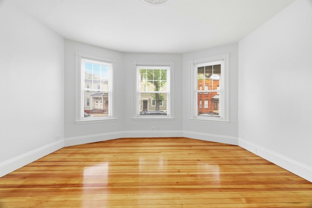897 East Broadway, Boston, MA, 897 East Broadway, Boston, MA Photo #15