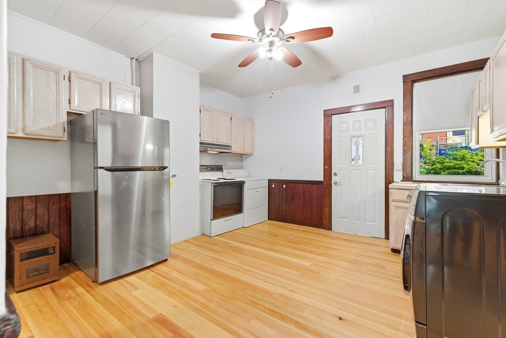 897 East Broadway, Boston, MA, 897 East Broadway, Boston, MA Photo #9