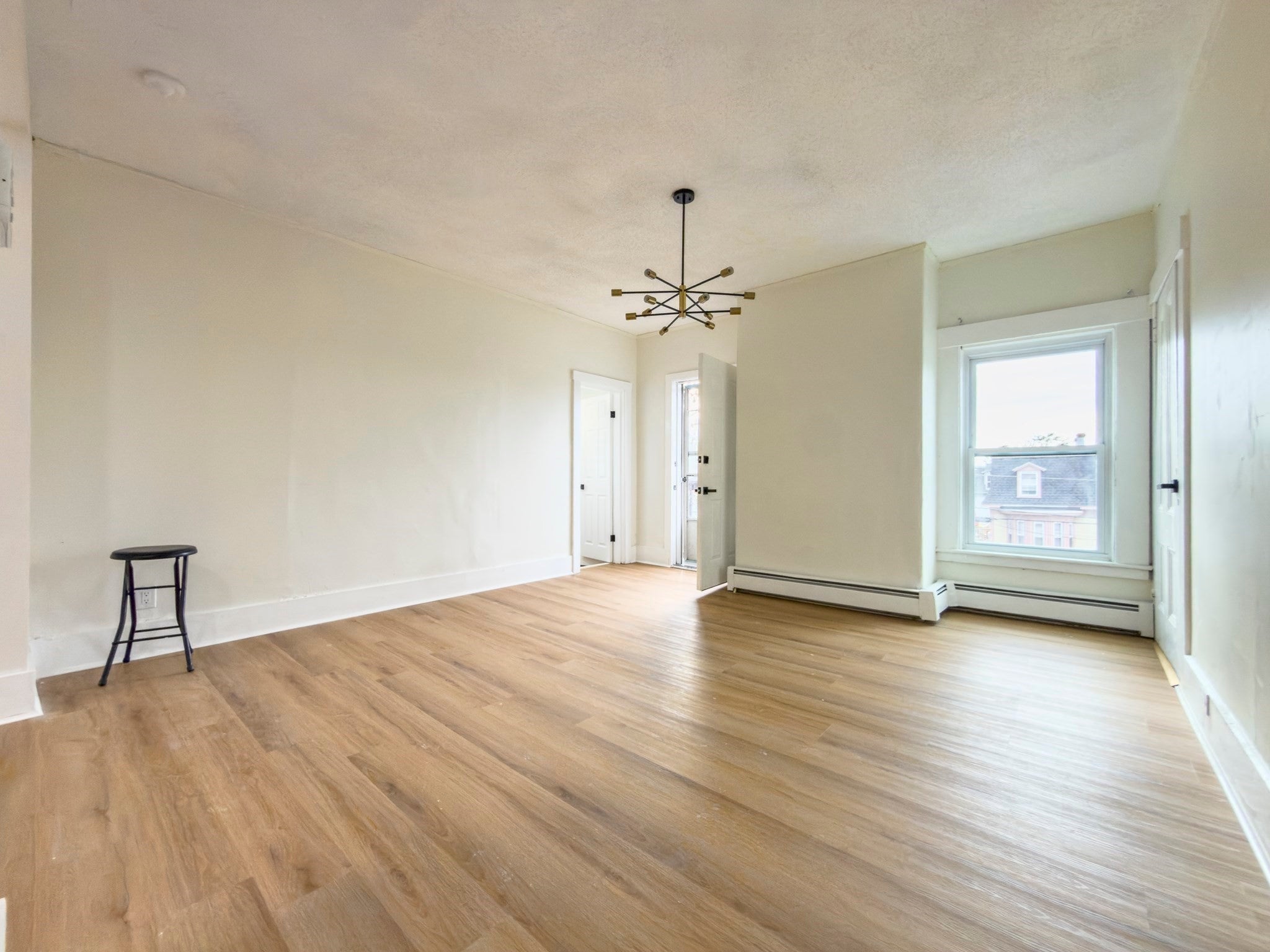 105 Chestnut St, Lowell, MA, 105 Chestnut St, Lowell, MA Photo #3