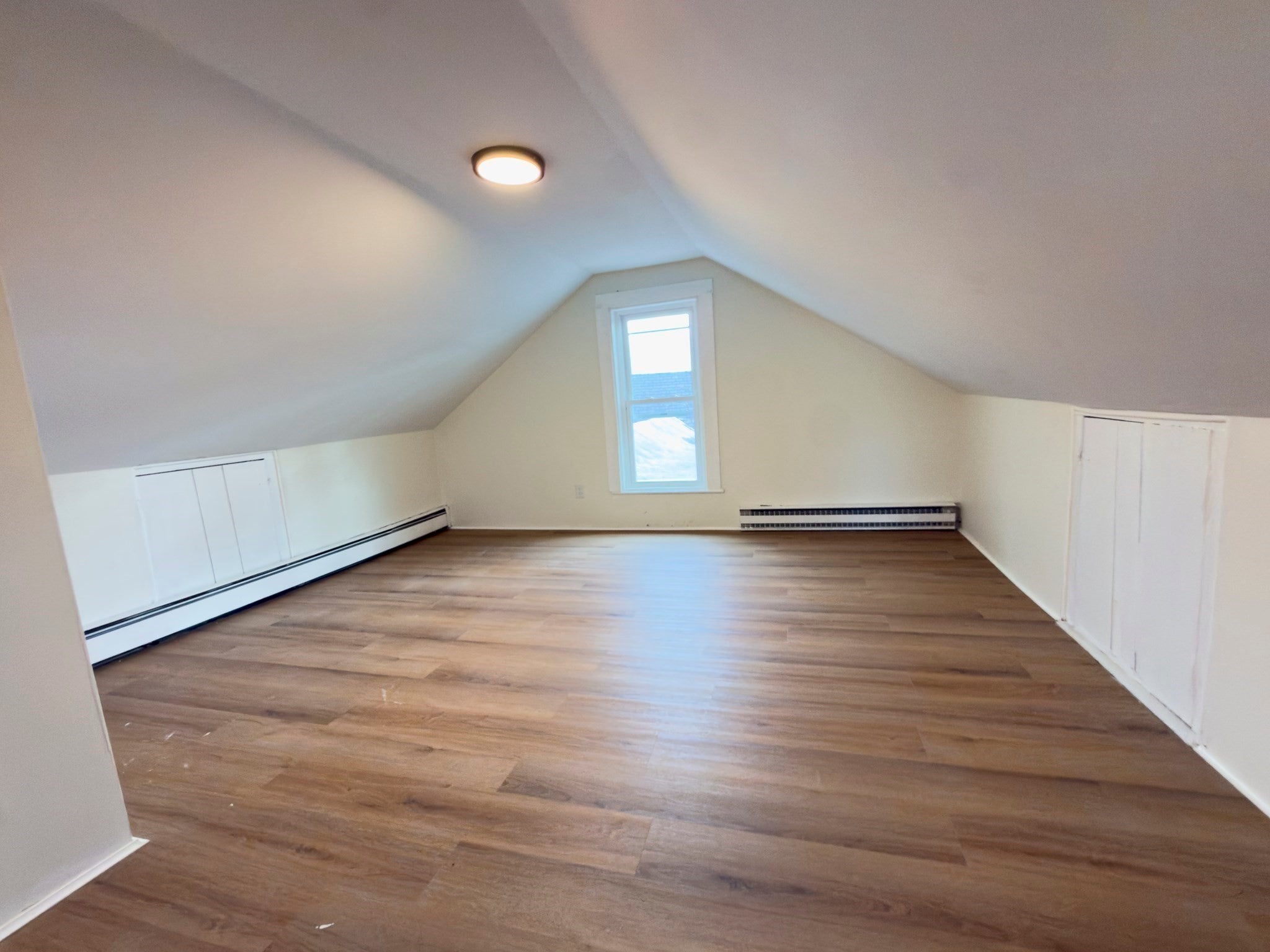 105 Chestnut St, Lowell, MA, 105 Chestnut St, Lowell, MA Photo #14