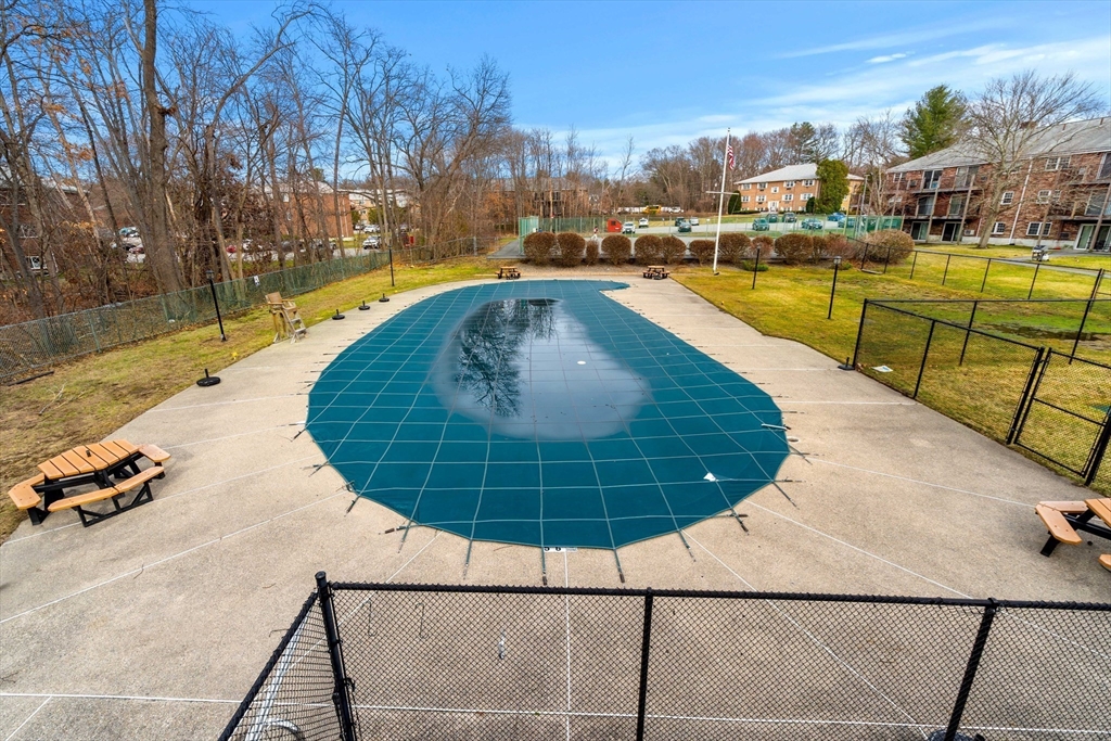 68 Edgelawn Ave #9, North Andover, MA Photo #26