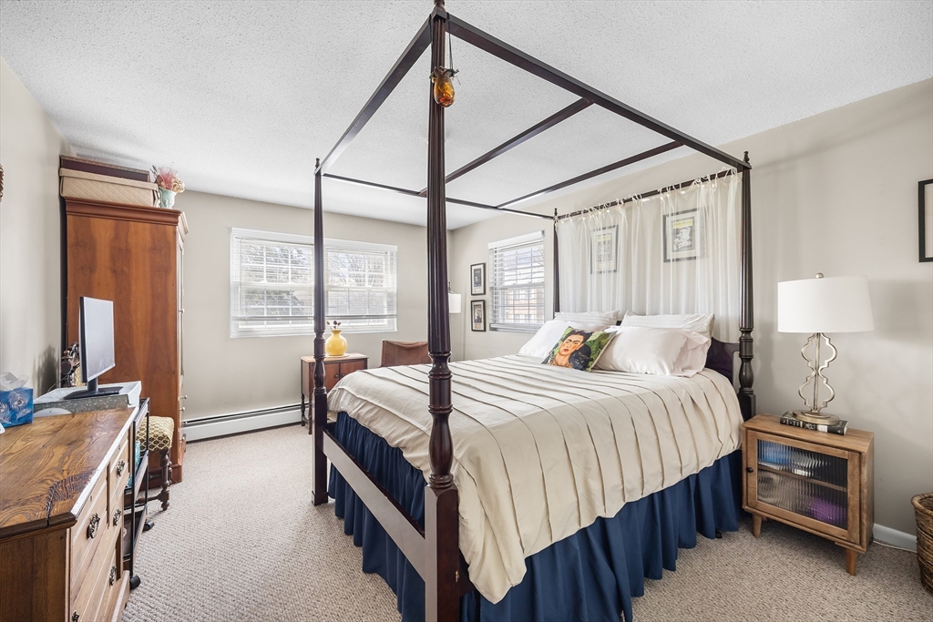 68 Edgelawn Ave #9, North Andover, MA Photo #15