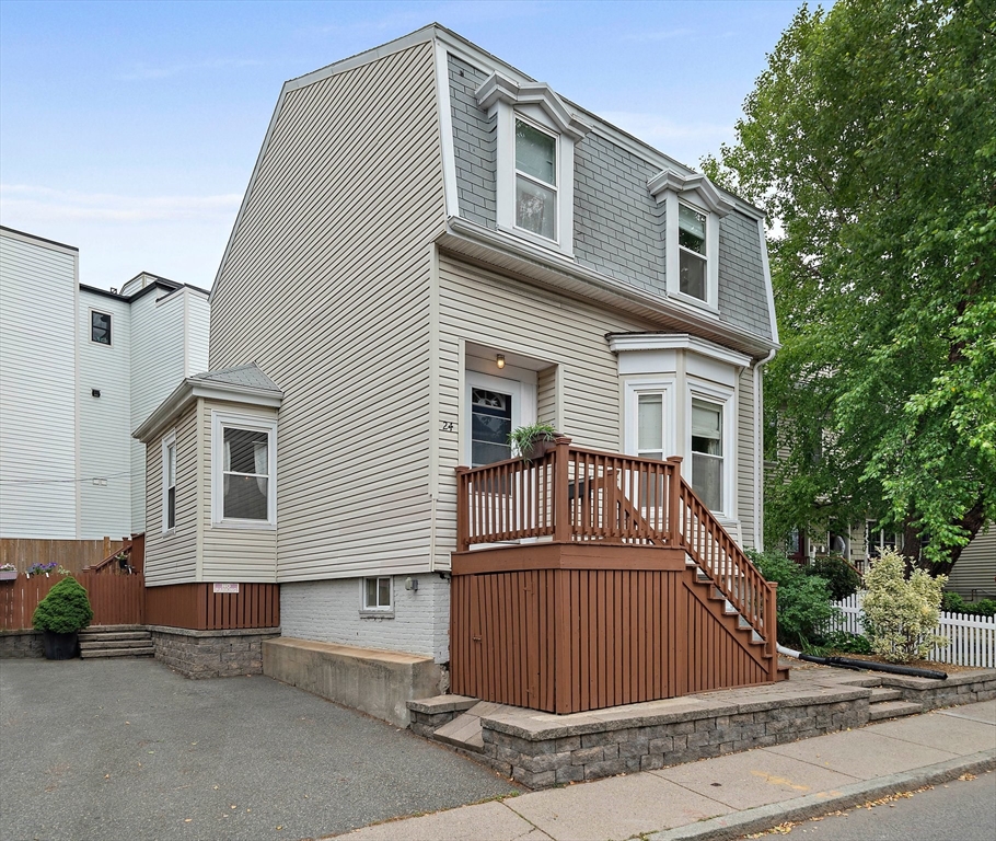 24 Moseley St