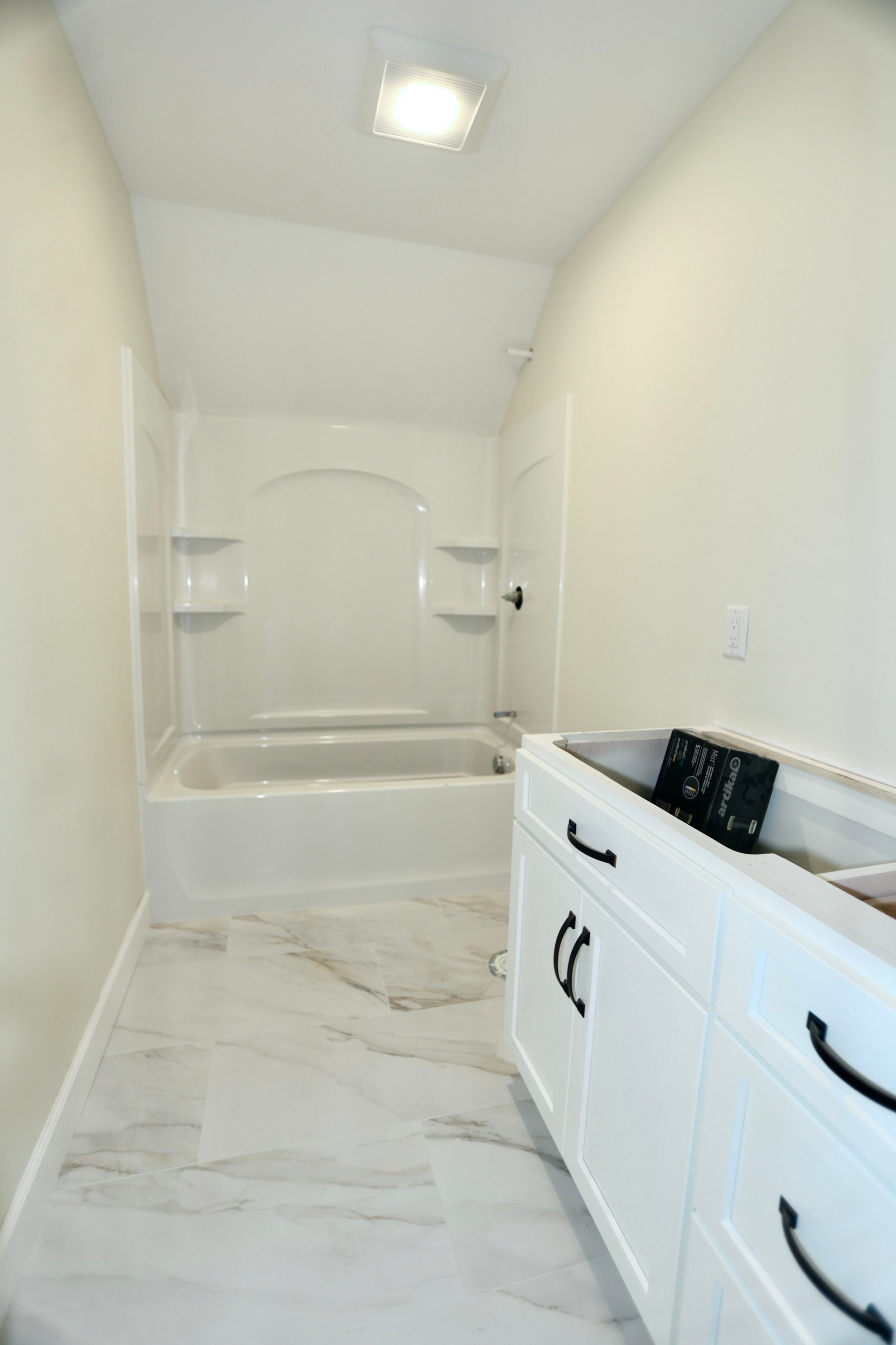 558 Haynes St, Sturbridge, MA Photo #15