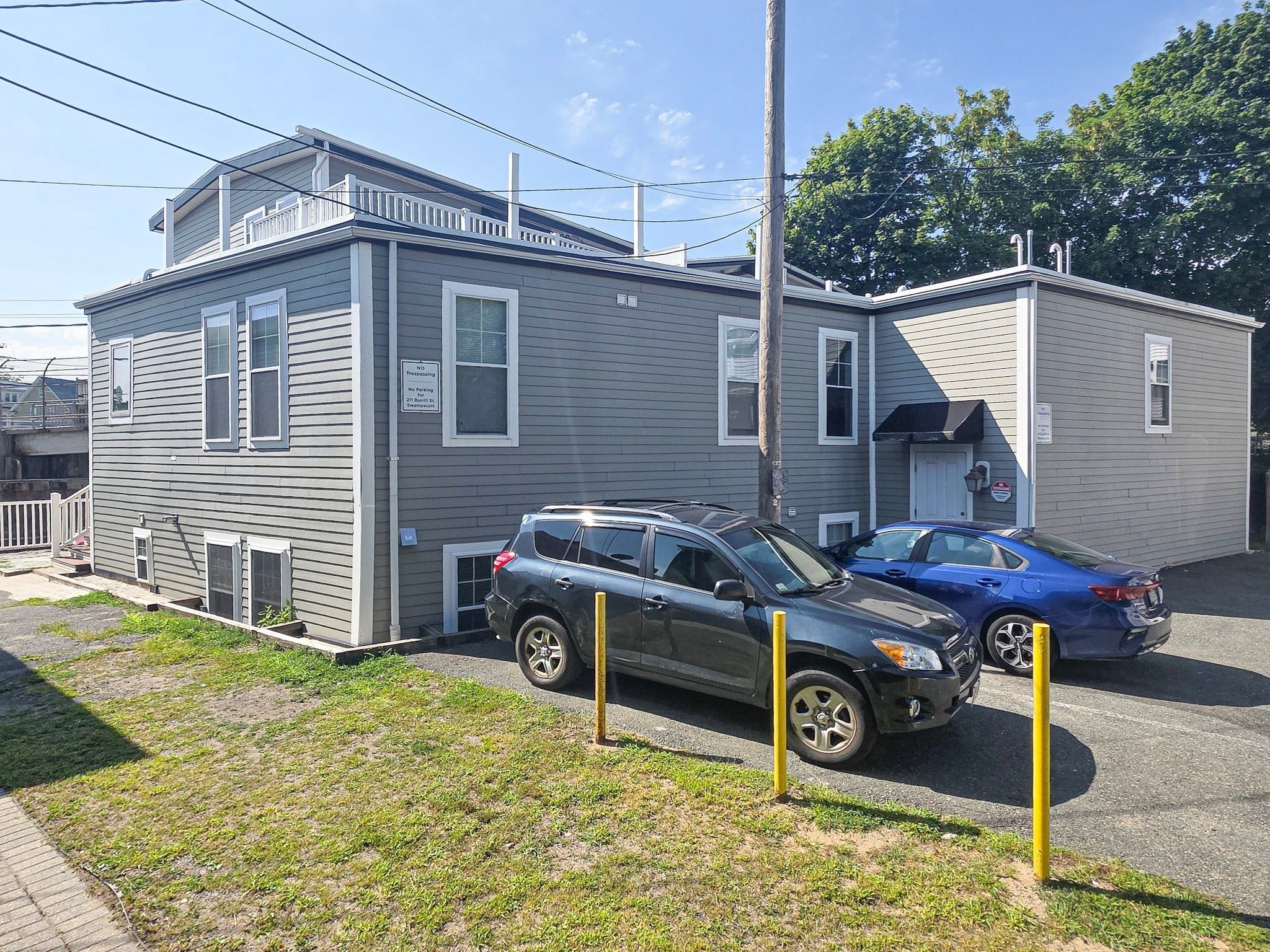 213-215 Burrill St