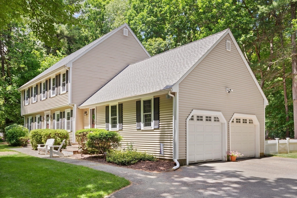 4 Quail Run Rd