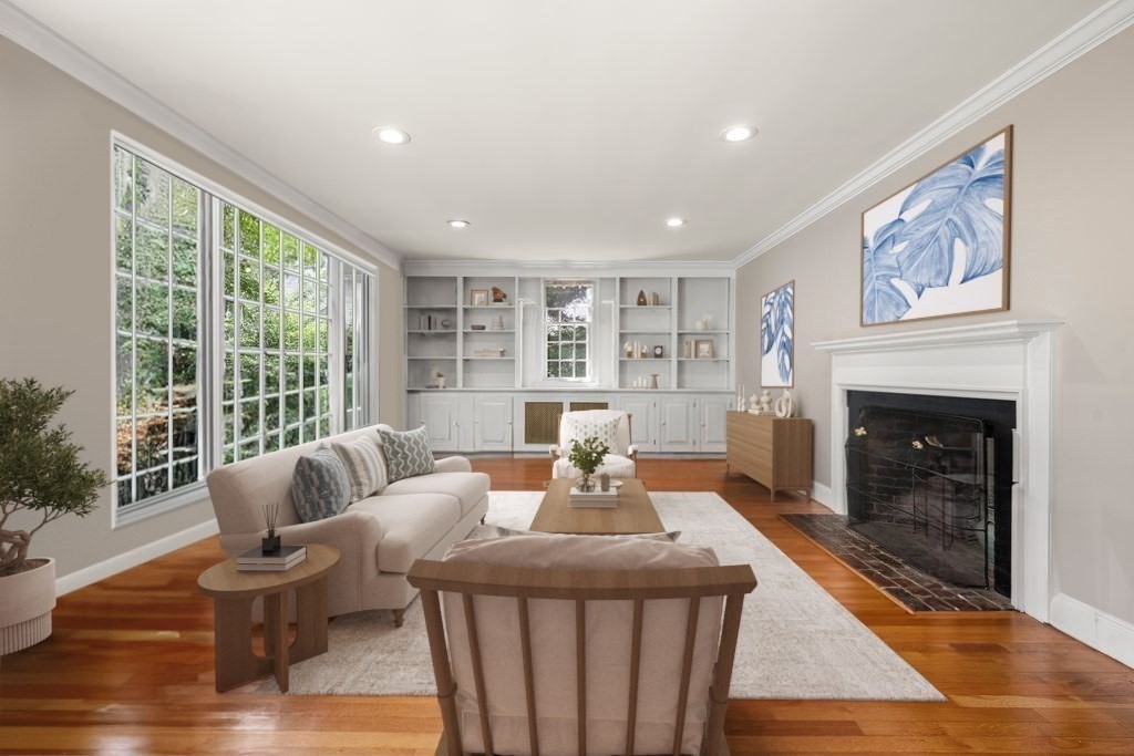 103 Loring Rd