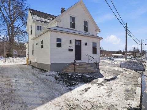 Photo of 1034 Southbridge Street, Worcester, MA 01610 (MLS # 73480394)