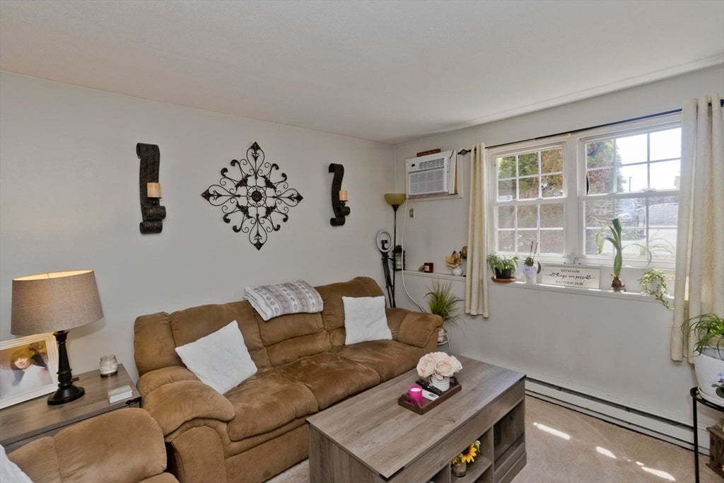 1304 Elm St #1B, West Springfield, MA, 1304 Elm St #1B, West Springfield, MA Photo #11