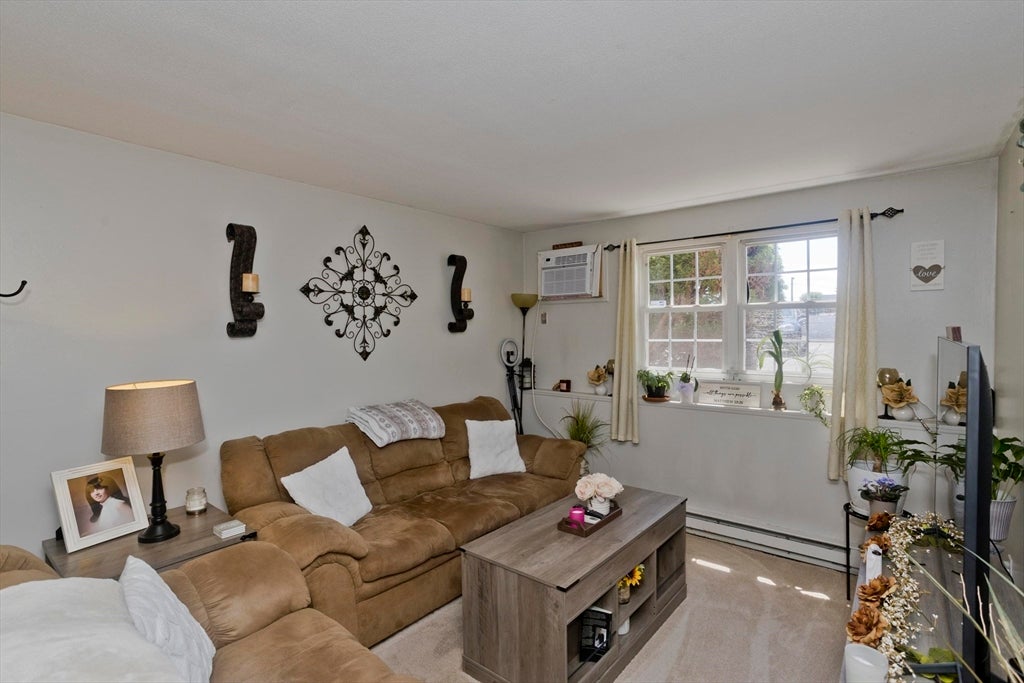 1304 Elm St #1B, West Springfield, MA, 1304 Elm St #1B, West Springfield, MA Photo #12