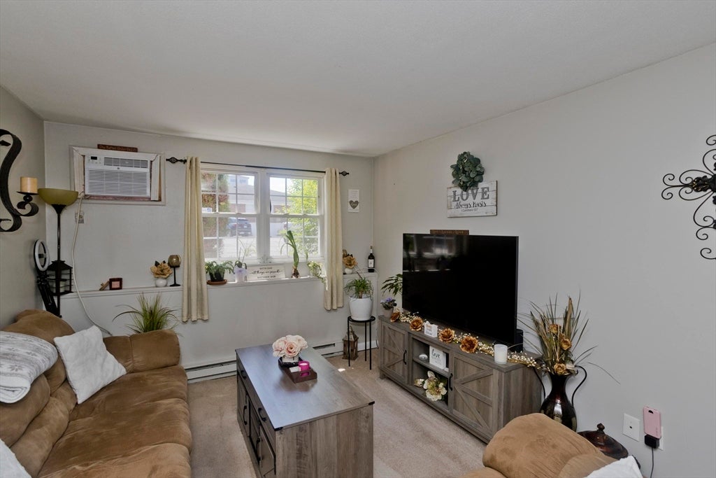 1304 Elm St #1B, West Springfield, MA, 1304 Elm St #1B, West Springfield, MA Photo #13