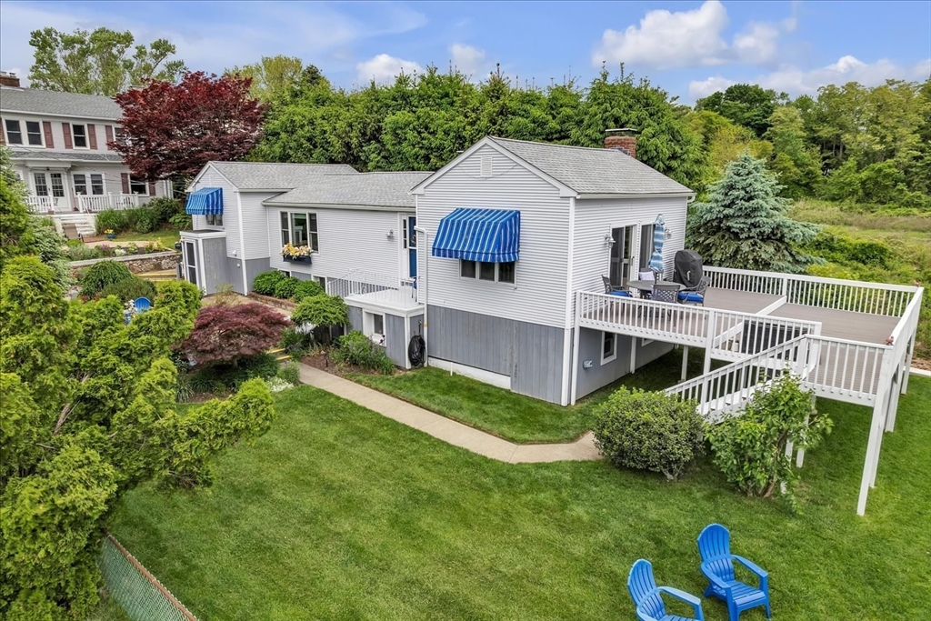 376 Parkside Dr