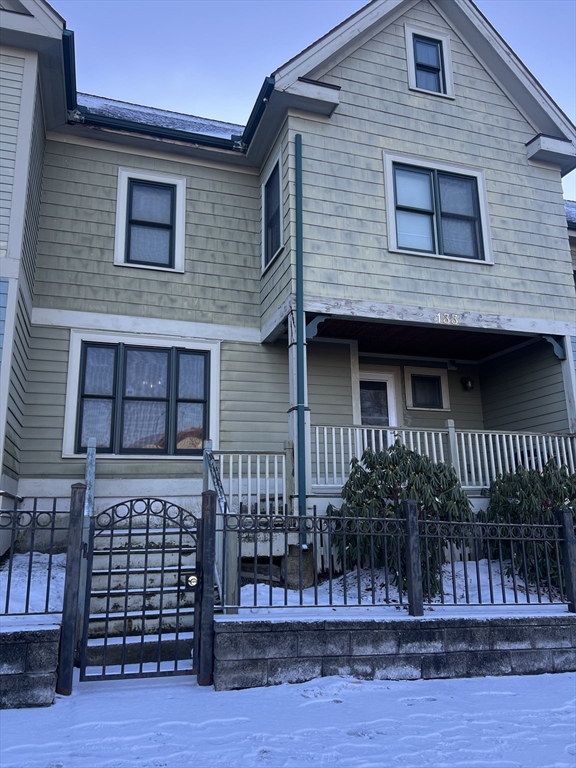 133 Martin Luther King Blvd