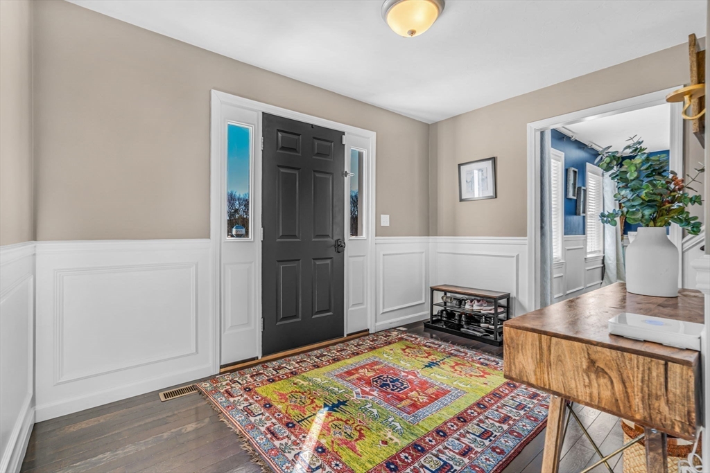 13 Moore Dr