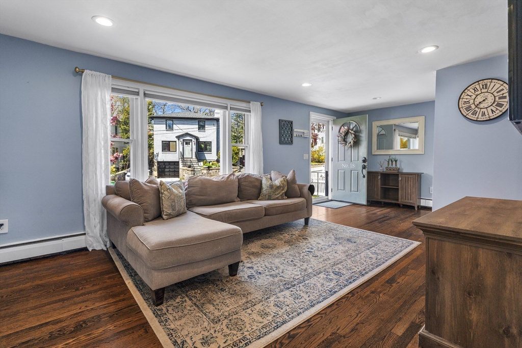 18 Crosstown Ave, Boston, MA Photo #4