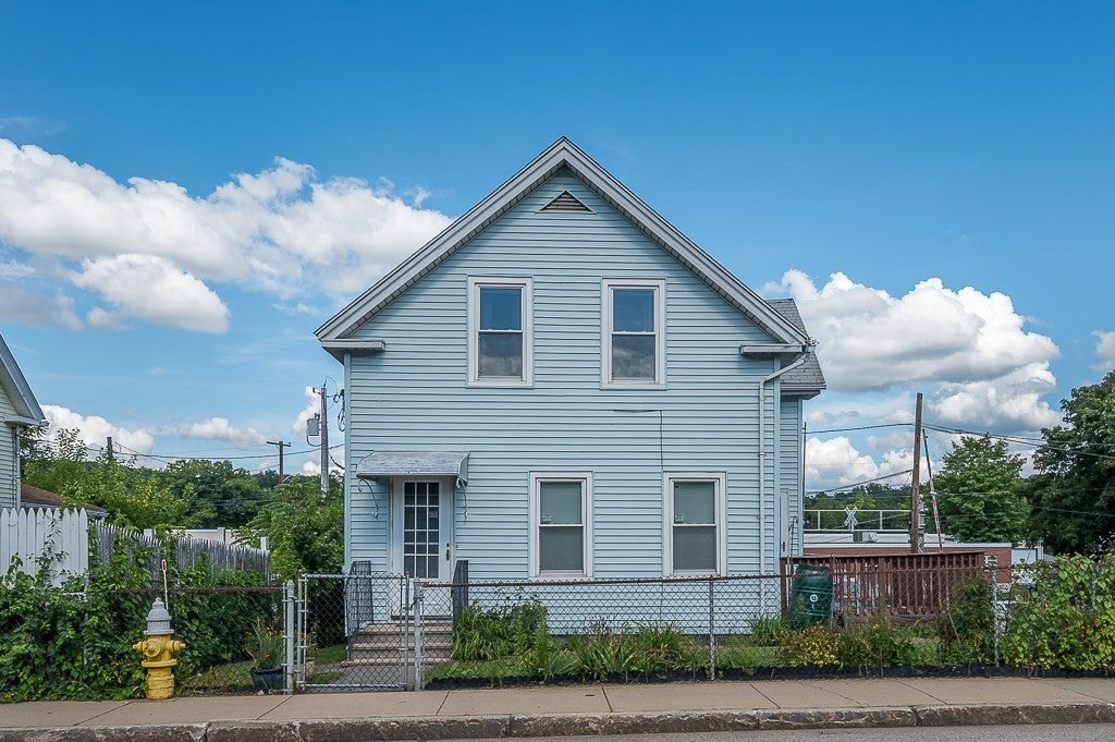 Photo of 25 Greenwood St, Worcester, MA