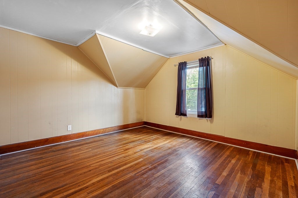 25 Greenwood St, Worcester, MA Photo #23