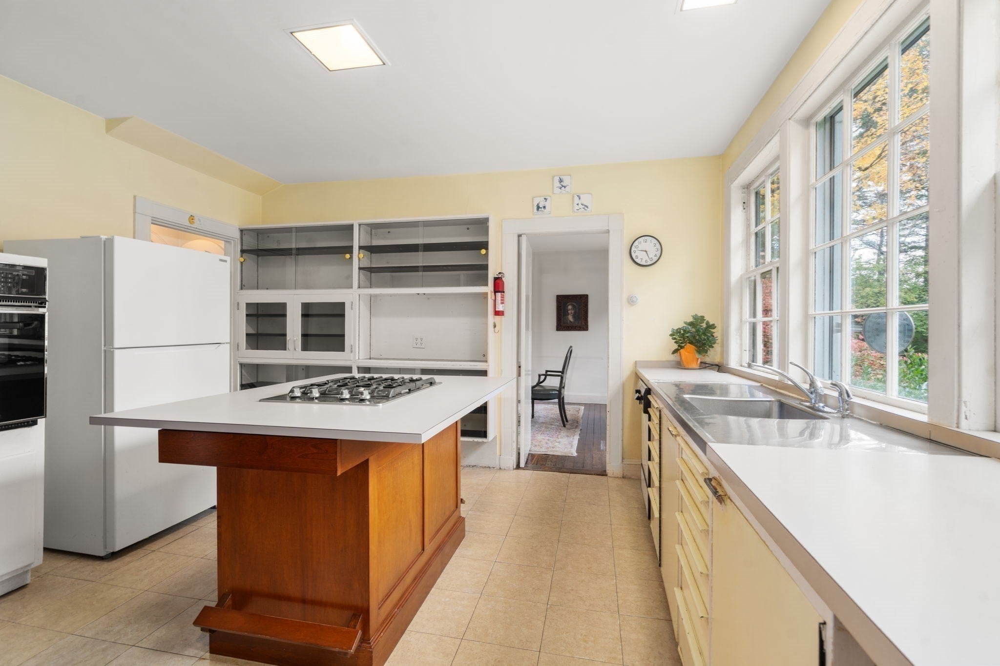 75 Elm St, Medfield, MA, 75 Elm St, Medfield, MA Photo #17