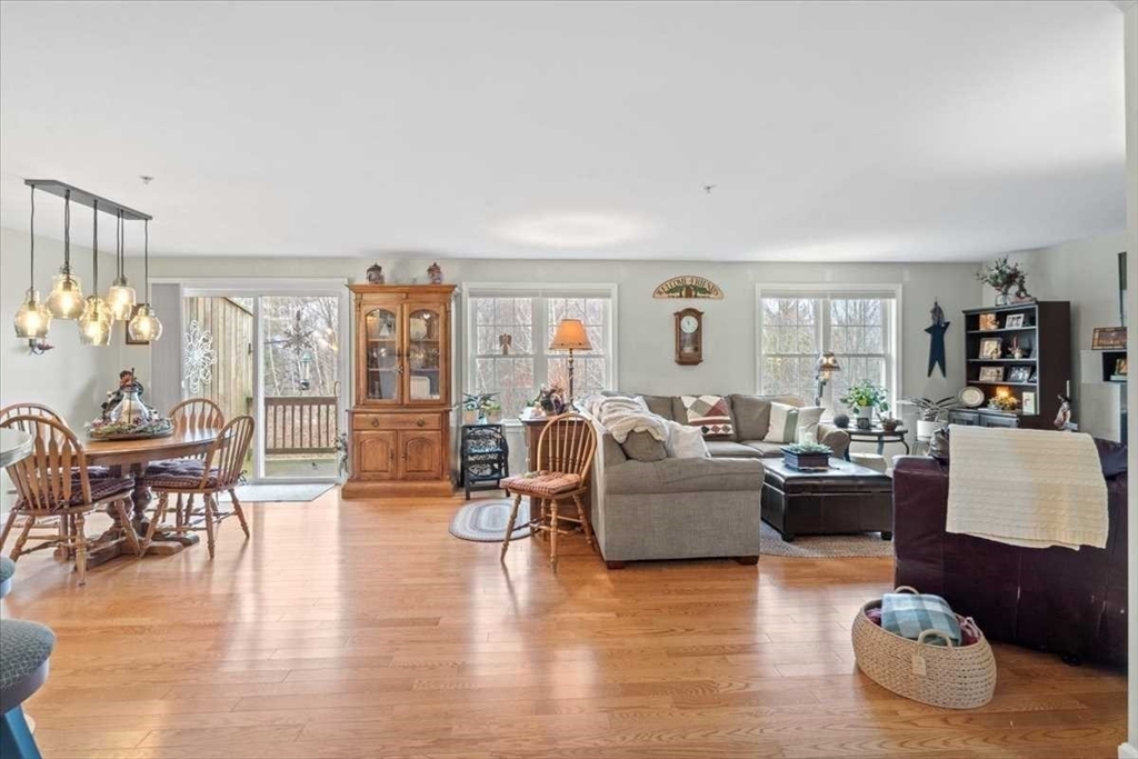 25 Green Briar Rd 25