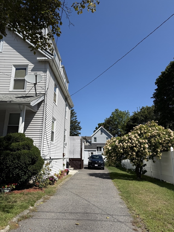 116 Dana Ave