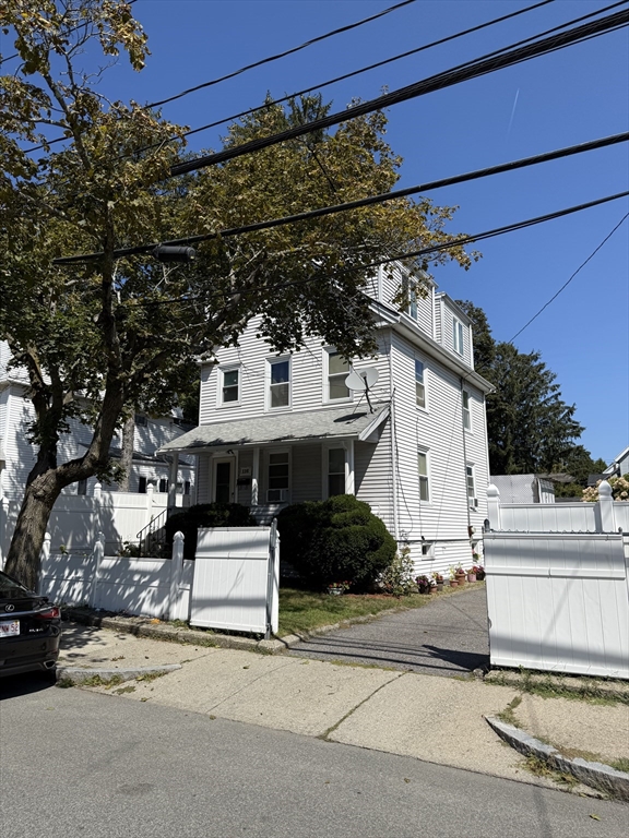 116 Dana Ave