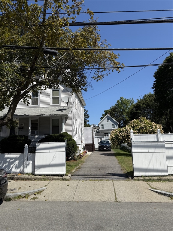 116 Dana Ave