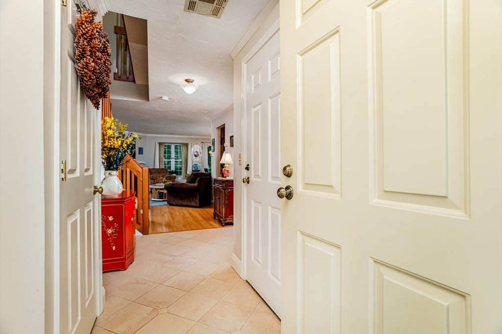 923 Ridgefield Cir 923C