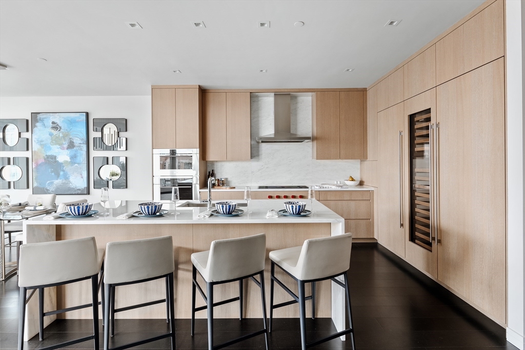 150 Seaport Blvd PH2F