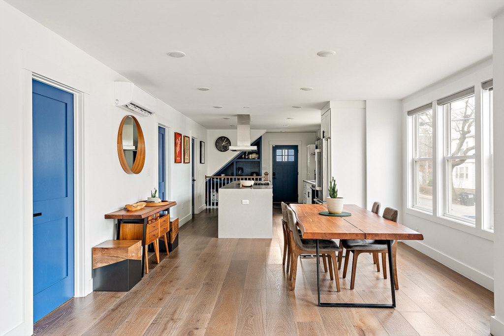 62 Governor Winthrop Rd 1