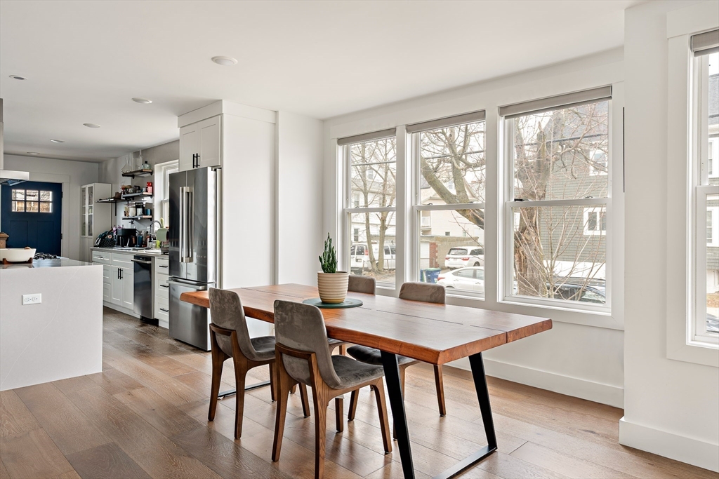 62 Governor Winthrop Rd 1