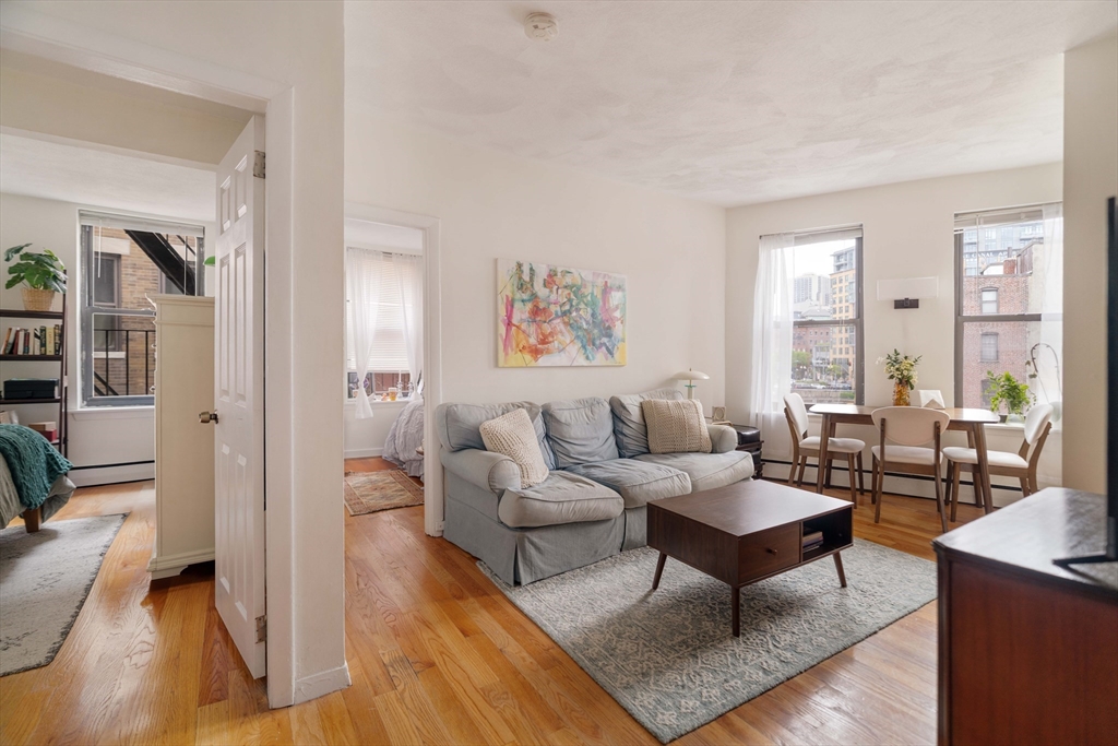 5 N Margin Street 5