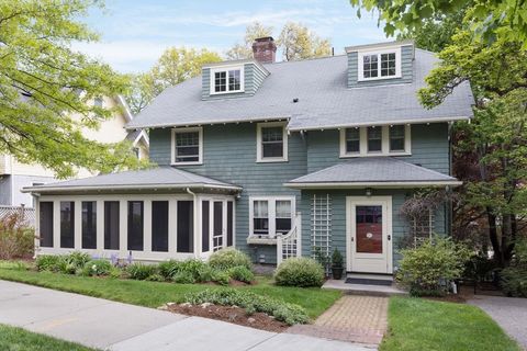 Single Family Residence in Brookline MA 179 Clinton Rd.jpg