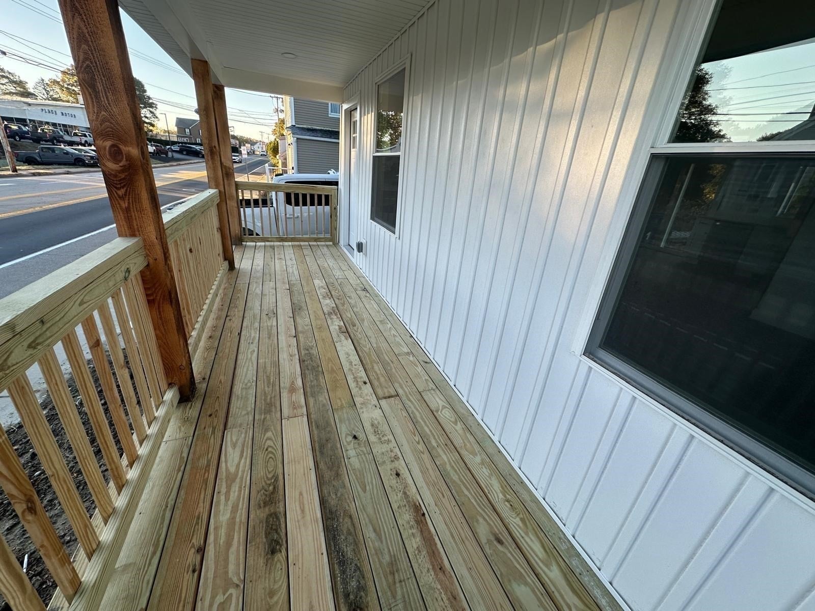 8 Thompson Rd