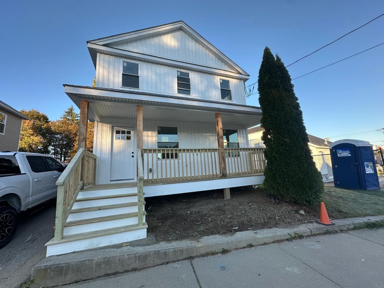 8 Thompson Rd, Webster, MA, 8 Thompson Rd, Webster, MA Photo #1