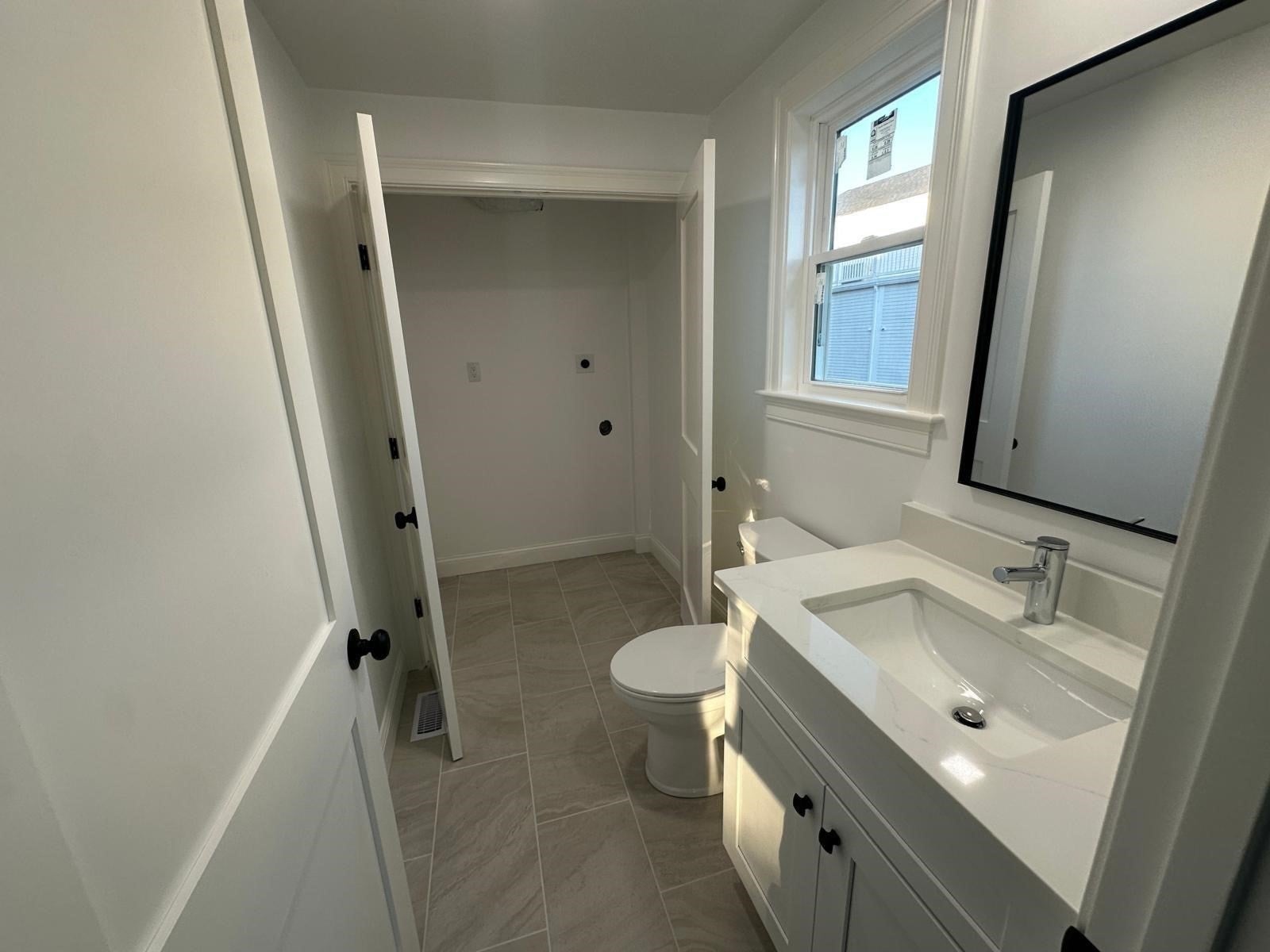 8 Thompson Rd, Webster, MA, 8 Thompson Rd, Webster, MA Photo #12