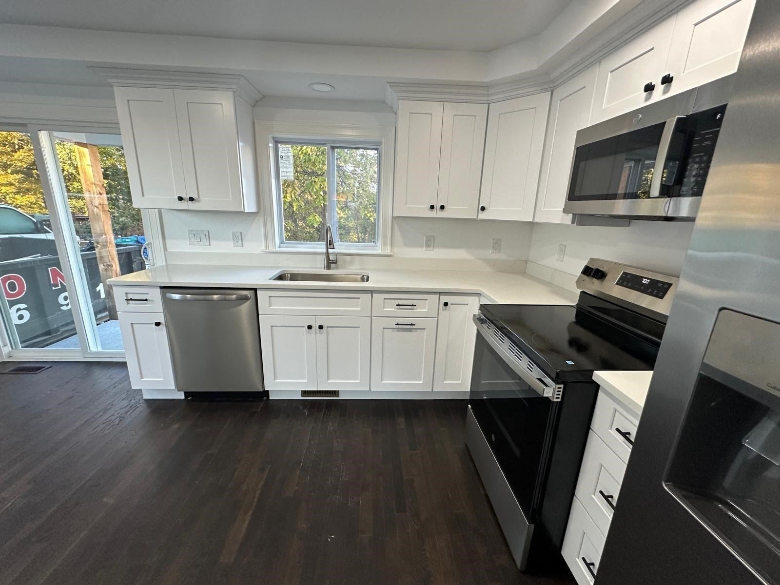 8 Thompson Rd, Webster, MA, 8 Thompson Rd, Webster, MA Photo #13