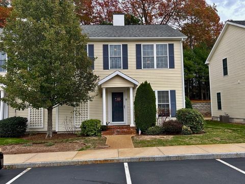 204 Center St 9 Pembroke MA 02359