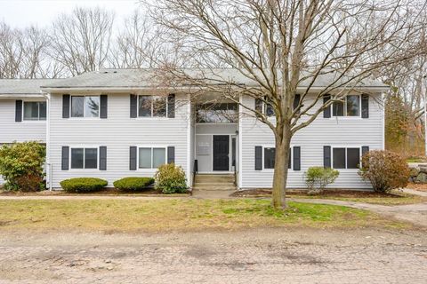 Photo of 13 Beals Cove Rd #K, Hingham, MA 02043 (MLS # 73511665)