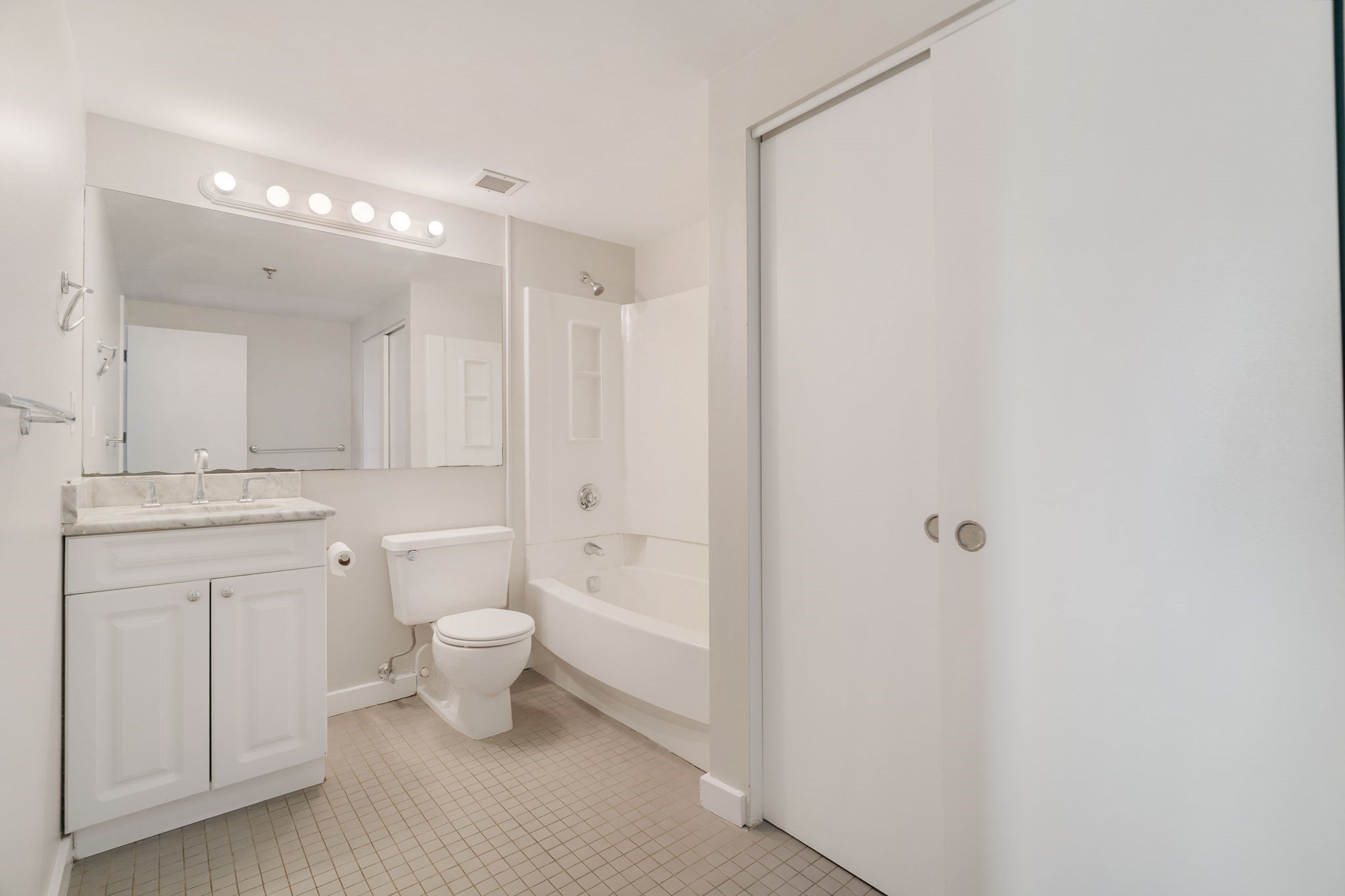 15 N Beacon St #1012, Boston, MA Photo #7