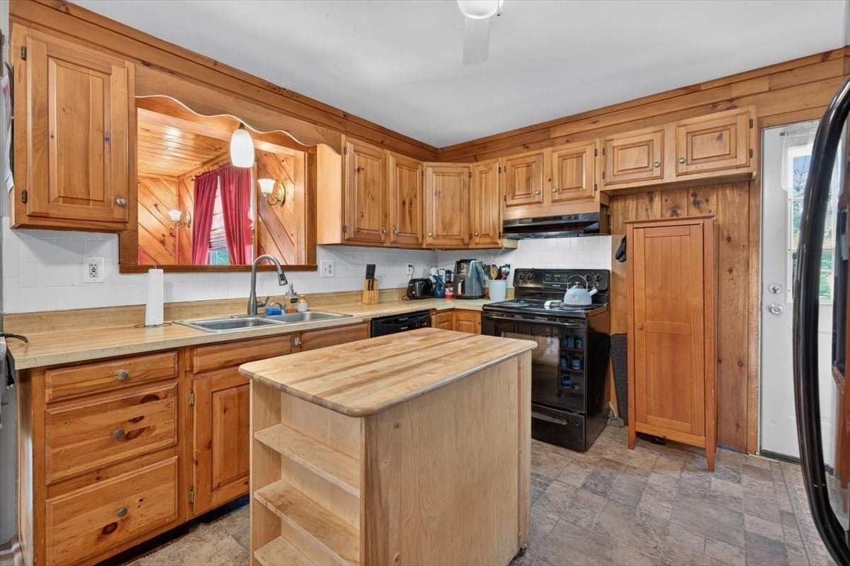 21 Timothy St, Fairhaven, MA, 21 Timothy St, Fairhaven, MA Photo #9