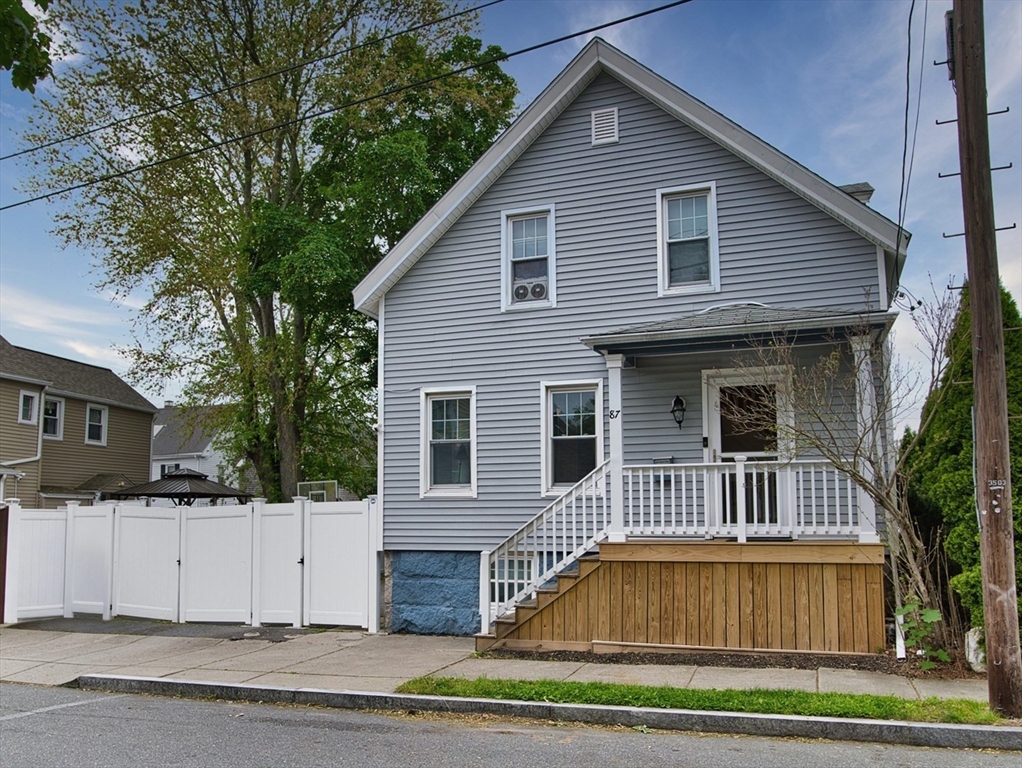 87 Pierce St