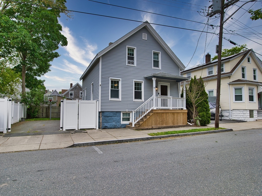 87 Pierce St