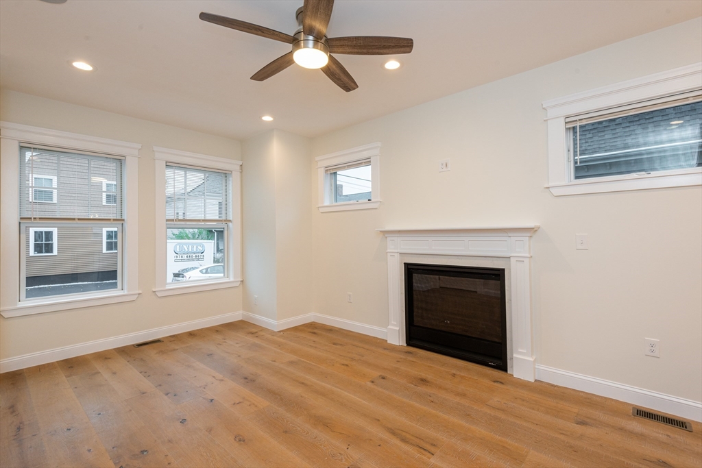 5 Woodside St 1