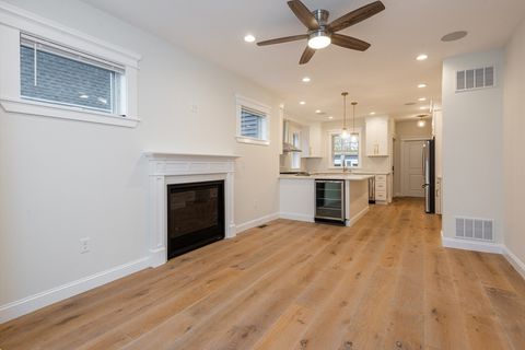 5 Woodside St 1 Salem MA 01970
