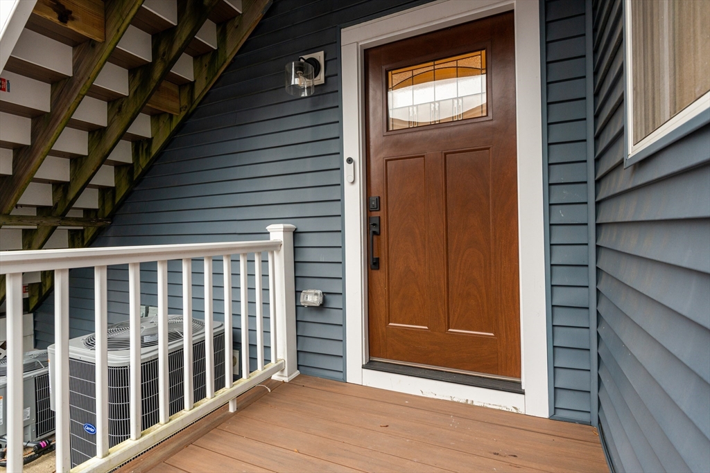 5 Woodside St 1