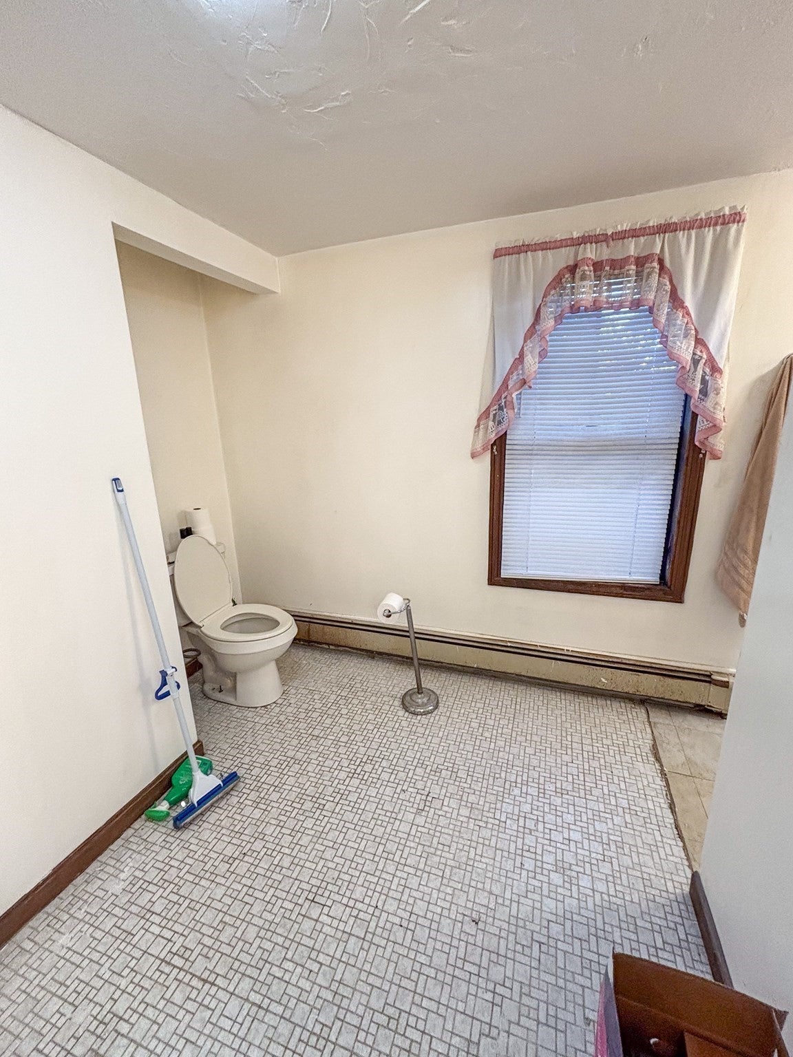 30 Western Ave, Saugus, MA Photo #26